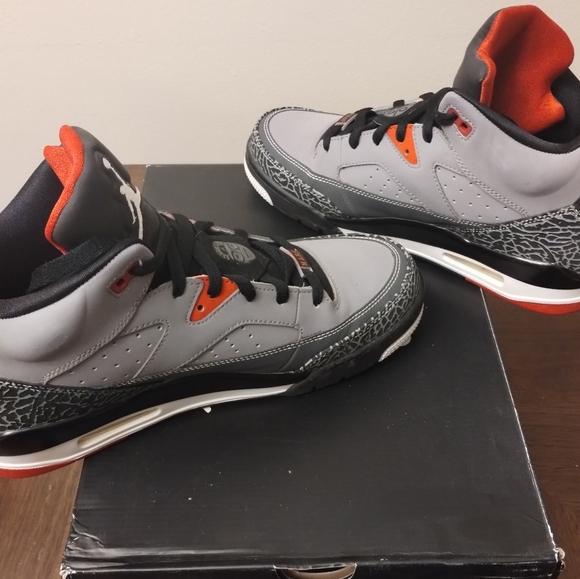 Jordan Son of Mars Low Sneakers - Picture 7 of 8